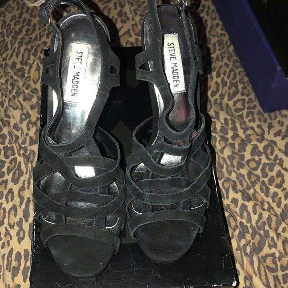 Steve Madden size 10 black suede open toe strappy platforms - Picture 4 of 16